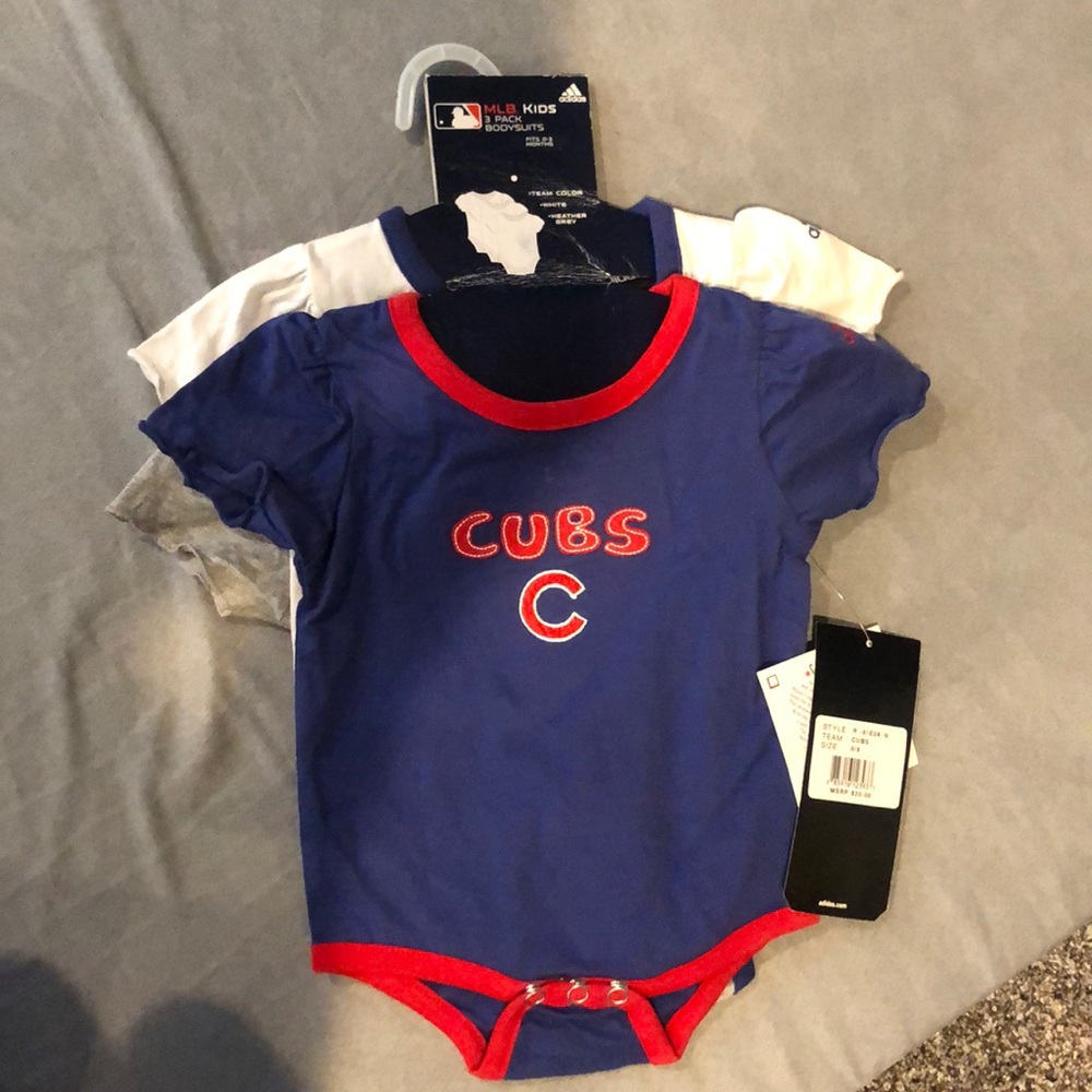 3- Pack Girls’ Chicago Cub’s Onesies SZ 0-3 mos
